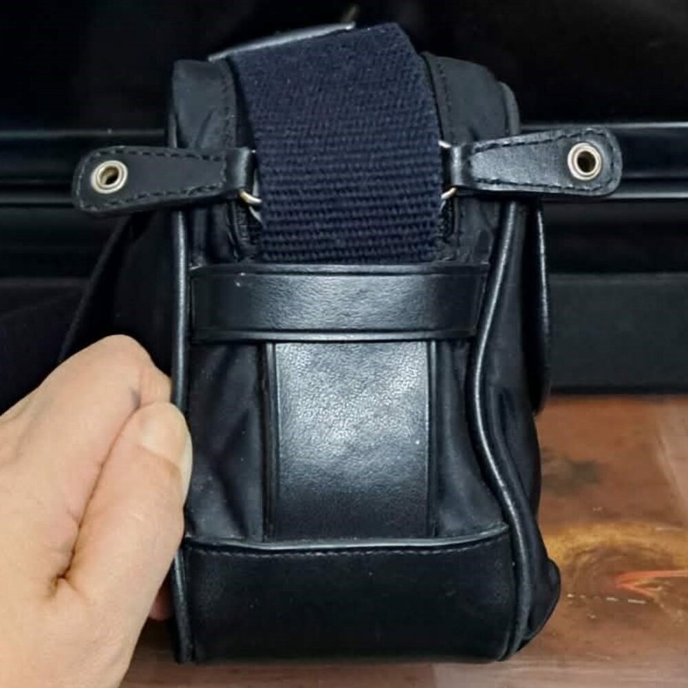 Nine West High-quality Rainproof Nylon Leather Trim Crossbody Bag Like New - Picture 7 of 10
